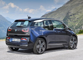 
									BMW i3 full								