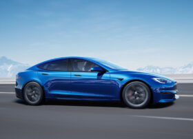 
									Tesla Model S full								